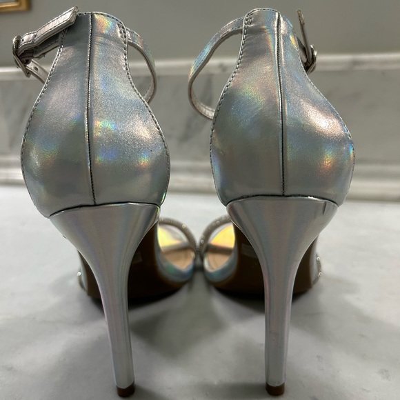 Dream Pairs Metallic Heels - Picture 7 of 7